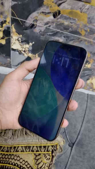 السلام عليكم آيفون 16 برو ماكس مفتوح تخطي فقط الجهاز بلادي ضهر مكسور الجهاز اي عطل مابي البطارية 100 السعر 850بي مجال بسيط العنوان بغداد العبيدي الرئاسة شارع 20 للاتصال ***********
