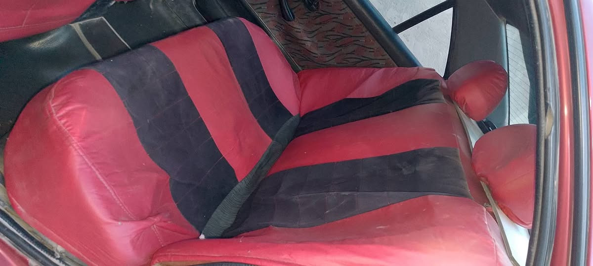 اعاده نشر بسبب الوعود الكاذبة بيجو فرنسي 406موديل 2001
محور كورلا بيكاجو كير اوتوماتيك مكينه وكمها ضعيف ابيع مكينه كايمه 

صدر امامي خلفي جديد 

تخم تاير جديد باتري جديد راديتر جديد 

دواخلها نضيفه وكشرتها شوفت عينك وترهم 

مراوس ب35ورقه وبيها مجال قليل 

***********
