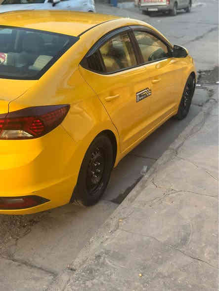 النترا للبيع موديل 19 وارد امريكي
ماشيه 85 الف  
 السياره ليبل واحد
مبدل جاملغ وبنيد 
كير ATالمرغوب بلادي ممفتوح
محرك 2000 دوش بلادي ممفتوح 
مواصفات se 
شاشه تحكم ستيرن جهتين 
ردار خفي 
عدسه زنون
السياره مدوشمه جديد
صبغتها جديده 
ادامه جديده مناقصها شي 
السياره جاهزه ربع متصرف عليه 
العنوان جميله شارع خير الله
الرقم *********** بي واتساب بغداد
