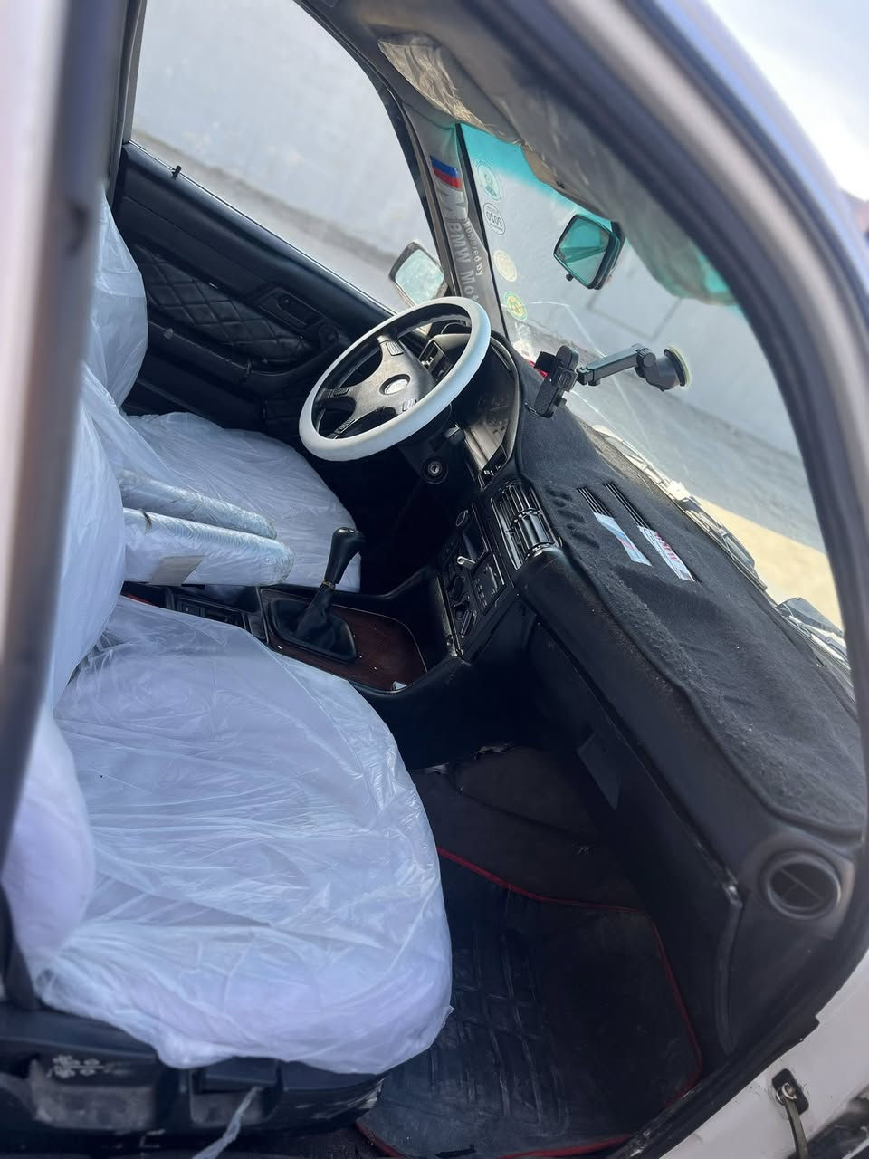 بيع مستعجل السعر 45وبيهه مجال وعلهه غرامه ٤٠٠الف قفل البيع مالتهه ٤٠ولا تعاملني ابد بي ام ٥٢٥كير عادي كير محرك شرط وتحويل بشرط موديل ٩٠ السياره ينرادلهه ترتيب بسيط وماكو بل سوك هيجي سعر اكسل خفيف شرط لأونه ولا شي قبل سبوع شاده تبريد شغال شرط ويل همان لا كسر ولا فطر داخلهه مرتب سماعات جديده شادهه رقم جديد للستفسار ***********
