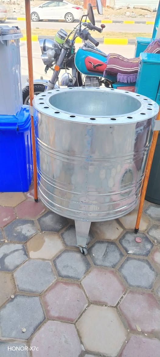 تحطيم لاسعار بس يمنه عنوان جامع جعفر الطيار مجاور صيدليه ميار
*تانكي 500لتر.   ب25
*تنور وسط.       ب25
*عربانه تسكام.    ب25
*درج 5بايه.          ب25
*مغسله ايراني كبير ب15
*سخان ملك الطحان صغير. 25
* سخان كبير ب50

وكل لهلا بيكم 
للتواصل ***********
