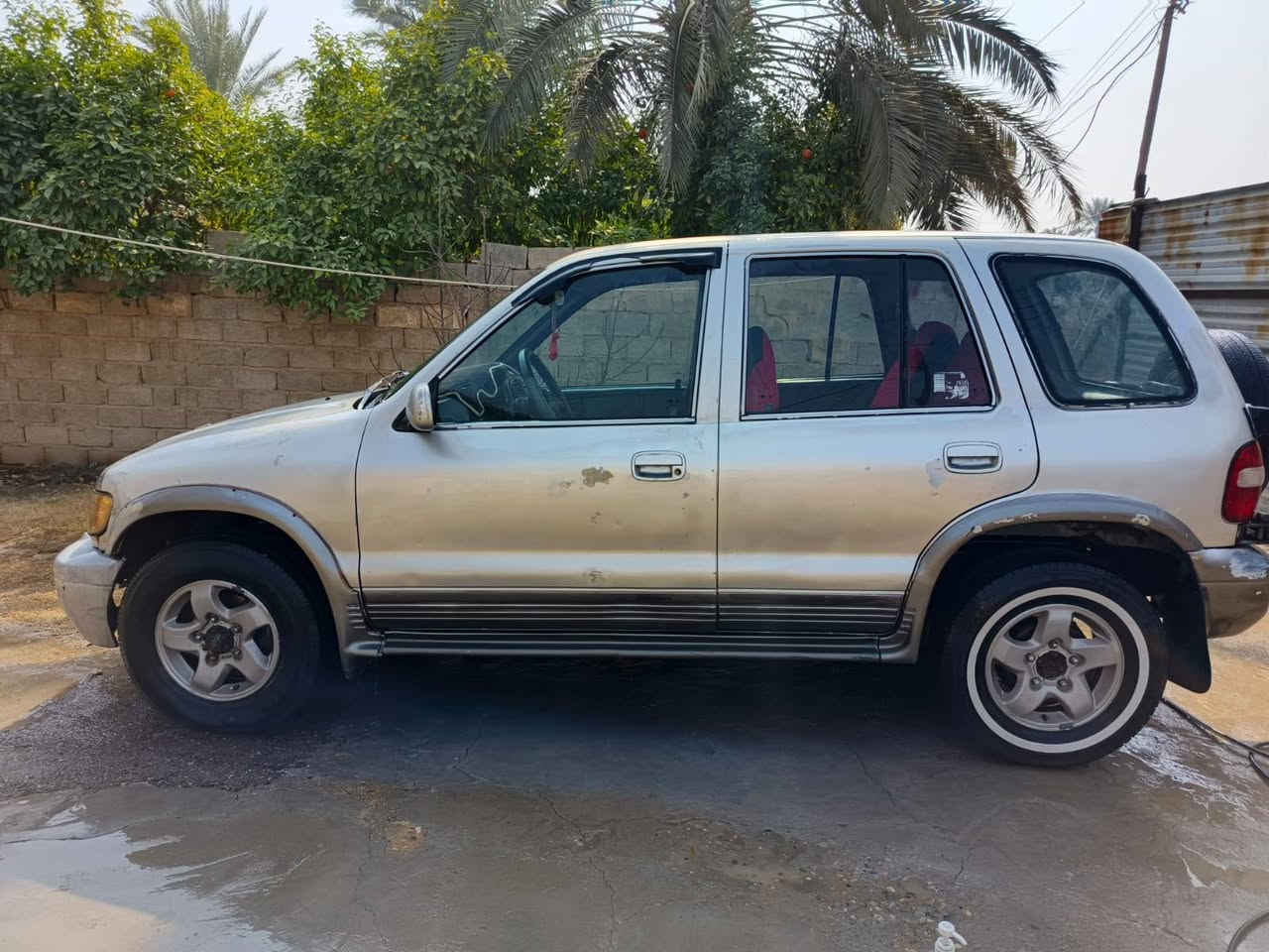 السلام عليكم 
كيه سبورتج 2001 
السياره خير من الله 
المكينه مسكر بدايه تنقيص 
الكير كهربائيات كفاله 
السياره معمره بدون ضربه 
تخم تاير جديد 
صدر امامي خلفي جديد 
السياره باسمي شرط التحويل 
السنويه نافذه قبل شهر 
الموقع بغداد الراشديه 
ه‍  ***********
السعر  43 وبي مجال شي قليل
