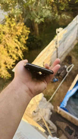 السلام عليكم من رخصة الادمن 

        متوووفر للبيع
              
📱ايفون 11 برو ماكس 
🖤 لون اسود 
💾 ذاكرة 256
🔋 نسبه البطارية 100
📞 تك سيم كارت
فول نضافه شرط مبدل بس بطاريه بصمه وجه شغال

الشراي يتفضل خاص لو تصل ويدلل محضور من تعاليق
‏ ***********
