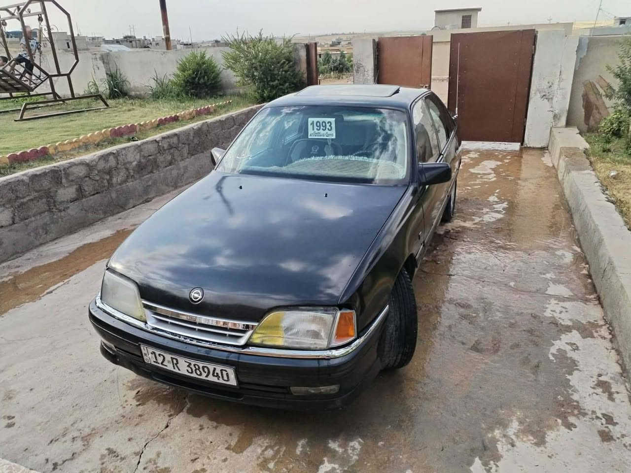 للبيع اوبل اوميكا حجم 20موديل 92 كير عادي رقم مصطره نينوى شرط التحويل محرك كير شرط لاصرف ولانفخ مصبوغه جماليه السعر 28وبيها مجال للشراي العنوان الموصل التواصل عل الرقم فقط /***********
