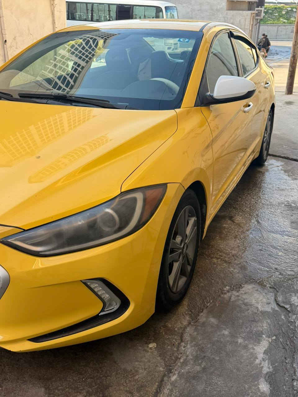 السلام عليكم
النترا ٢٠١٧ فول مواصفات ماعدا السلات امريكي ضررها بوند وجاملغ وشويه بل داخل  جاملغ مبدل وبوند اصلي السياراه بل موصل رقم بغداد  الجديد شرط التحويل السعر ١٢٥ تفاصيل اكثر *********** بي واتس اب
