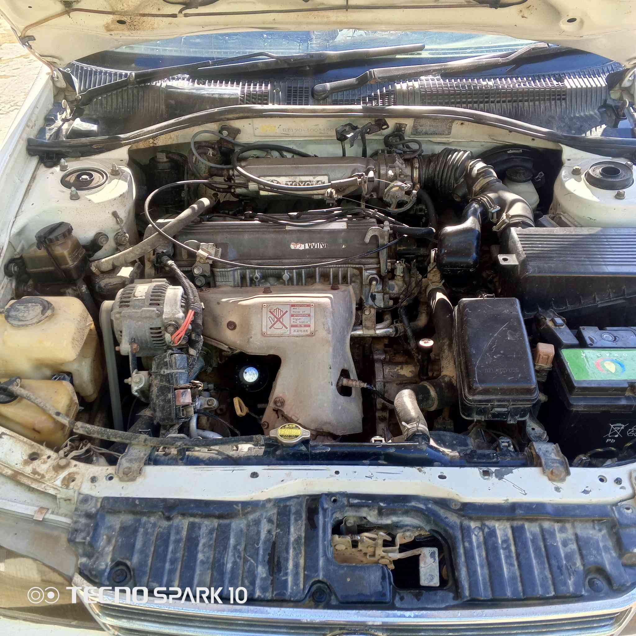 السلام عليكم سيارة كورلاللبيع موديل1992كير اوتماتيك تايرات جدد محرك شرط السعر 65وبيها مجال للاستفسار الاتصال ***********
