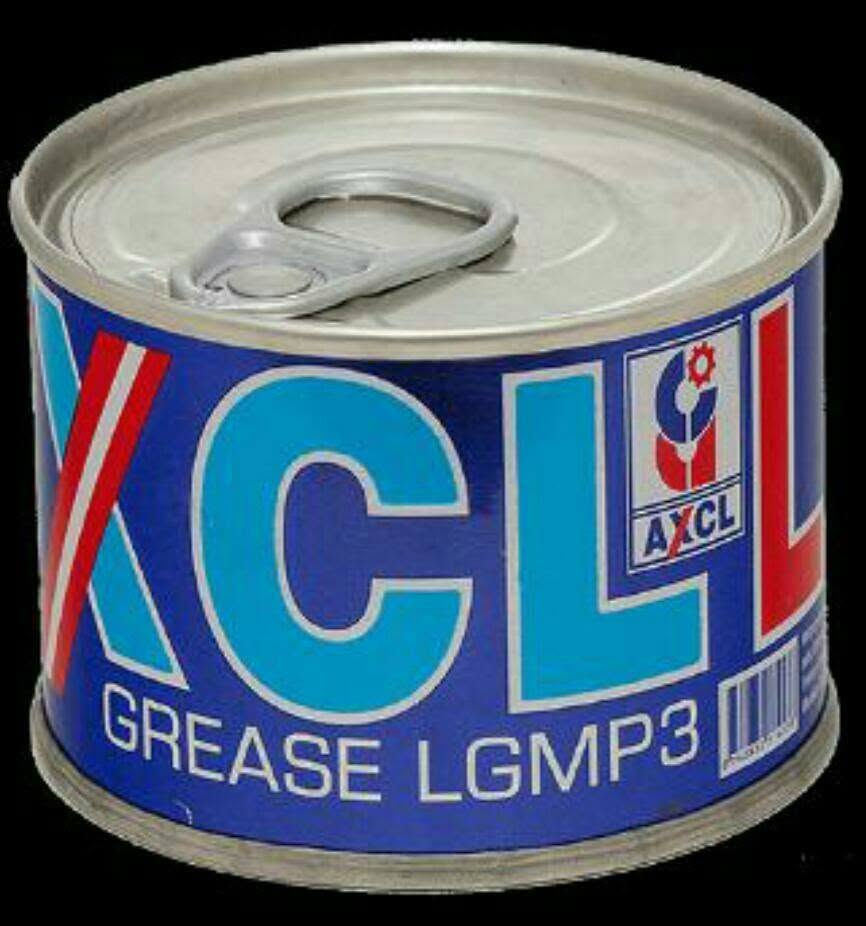 تم وبعون الله تعالى وصول وجبه جديده من زيوت آكسل  AXCL LUBES من زيوت و الكريز الحراري الى مخازن بغداد والبيع يكون في مقر الشركة الرئيسي( مجموعة المؤتمن وقوة الفرسان ) والكائن في السنك / شارع الرشيد  / مقابل سينما النجاح  هاتف ***********/ ***********. 
زيوت آكسل مصنعه خصيصا للعمل في الظروف المناخية الشاقة في العراق .وتتميز في الكفاءة والأداء وتحافظ على محرك السيارة ولزوجة  وتوفر  في الاستهلاك البنزين .(آكسل  هو الاختيار الأمثل للزيوت السيارات )
