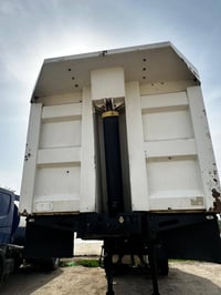 للبيع 14 اماراتي مكفوله كفالة عامه للاستفسار 07875415131