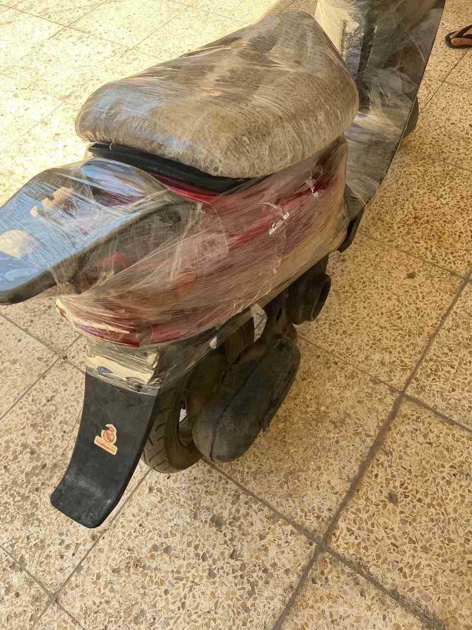 السلام عليكم 
دراجه عصفور اكتروني شغاله هندر ل سلف فقط ل باتري تشحنه 
كهربائيات كامله شرط شلعه ومعدل السعر ٢٢٥ 
المكان بغداد 
خاص


**إذا كنت صاحب هذا الإعلان وتريد حذفه لأي سبب، رجاءا أرسل رسالة إلى الدعم الفني**