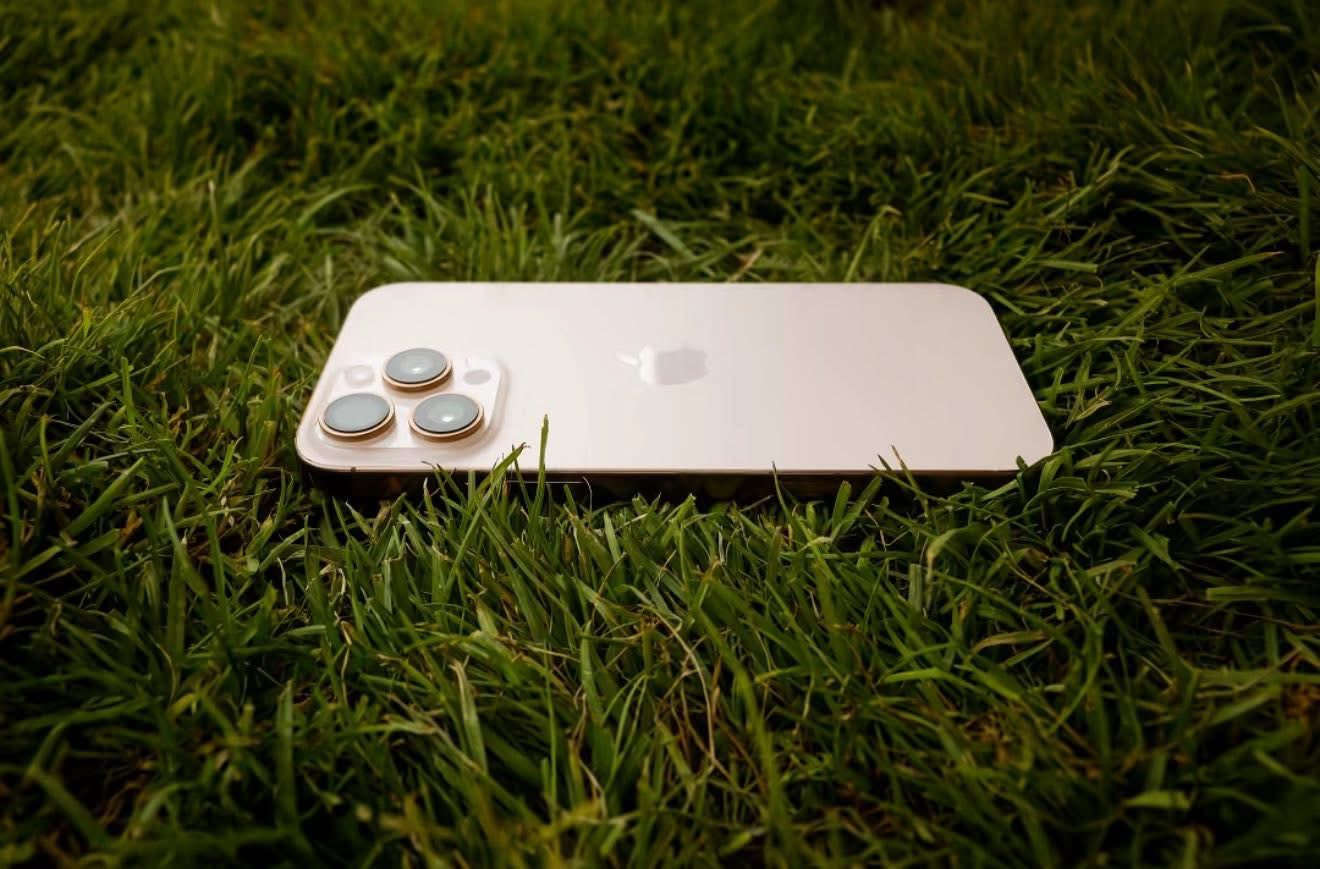 ايفون 16 برو ماكس تليفون كلش نضيف مكفول من كلشي ع شرط اشمره كدامك بالمي بطاريه 90 غراضه كارتونه و كيبل السعر 1225. مكاني حي القاهره رقمي ***********
