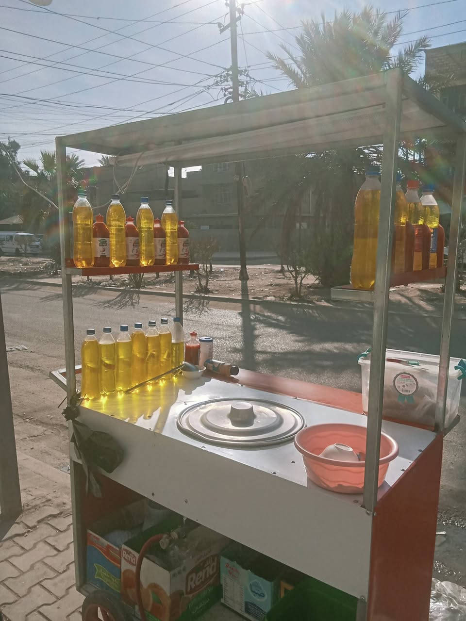 عربانه لبلبي للبيع وعصير مال عصائر  شتريد اصير اصير 
سعر 350 
***********
