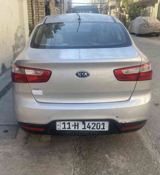 السلام عليكم
كياريو خليجي موديل 12
محرك 1600
رقم بغداد انكليزي جديد
فول مواصفات عدة البصمة
شاشة كامرة خلفية حساسات
شاير بلمري مري شفط
فتحة سقف نظام ايكوو
تدفئة تبريد ثلج
تخم تاير باتري جديد
بدون حادث لاتبديل لا صبغ
بيهة جاملغ امامي جهة سايق معدل 
بيهة جراد بلقمارة خفيف كلش ع بارد وبيهة طخة بسيطة بلهلال الخلفي
موضح بسونار
سعر95$ 
مكاني بغداد الدورة 
***********
***********
