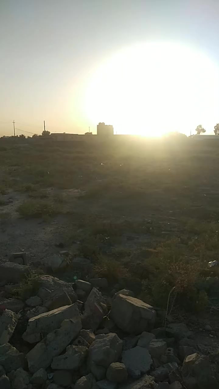 السلام عليكم من رخصت الأدمن للبيع قطع أرض المساحه 400 متر العنوان خيرات حي البتول الزراعيه تدخل من أسواق النخيل ب نهايه شارع أسواق النخيل على ايدك اليسره  السعر الاتصال على الرقم *********** محمد ابو عباس
