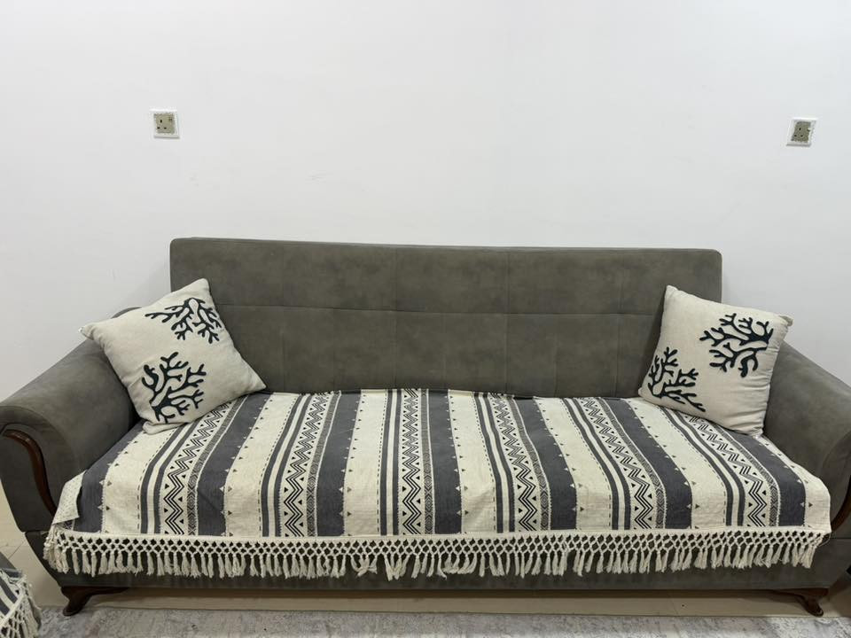 طخم للبيع تركي يصير جرباية نفرين الي يحب يستفسر رقم الموبايل *********** واتساب
السعر 300 الف
