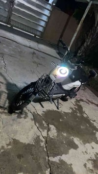 باسكل شحن للبيع نضيف جدا استعمال قليل السرعه في العداد 99 السرعه الفعل...