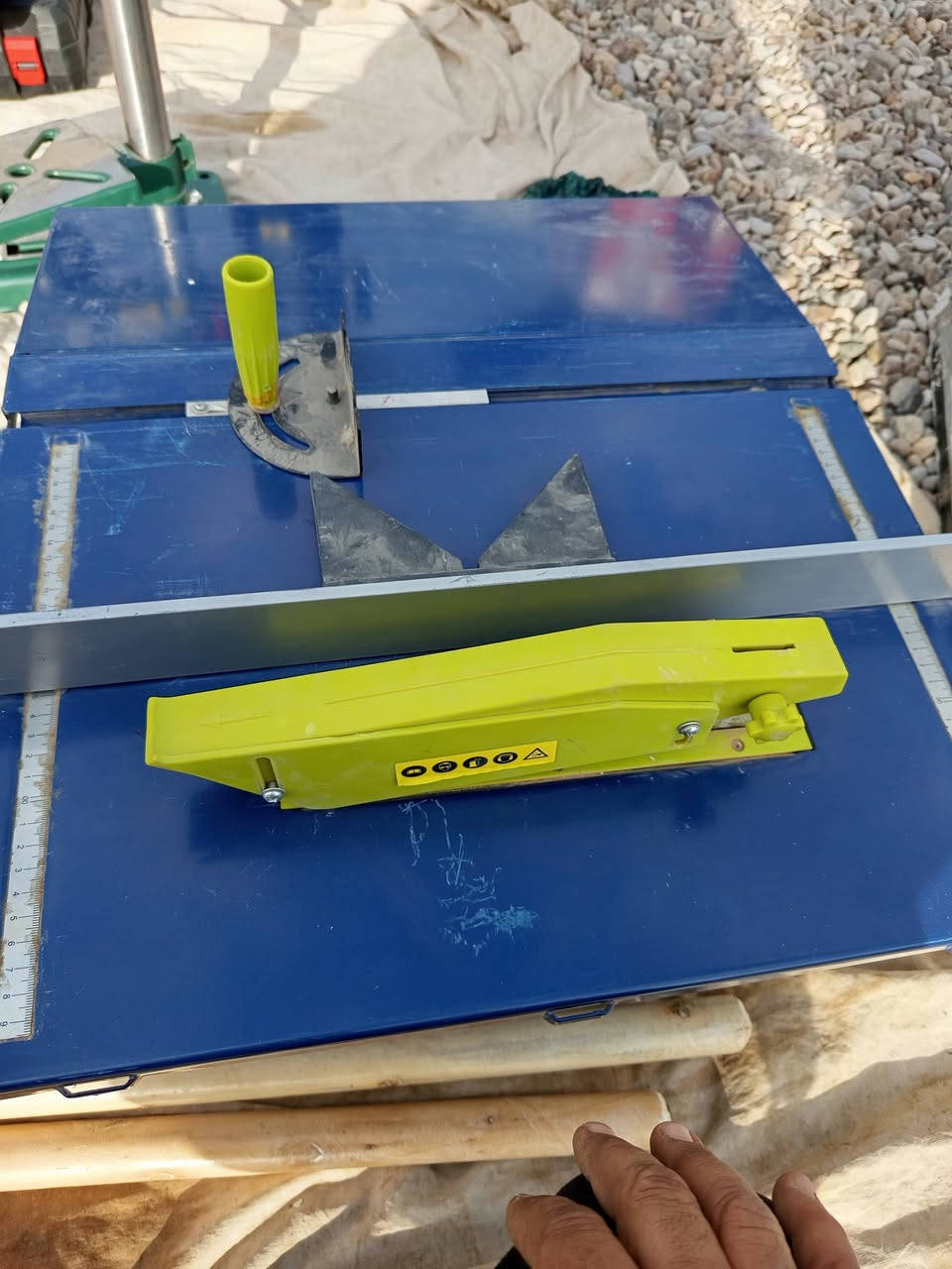 سلاو ئەم شتانە بەردەستە تازەیە بەکار نەهاتووە *********** کەلار
