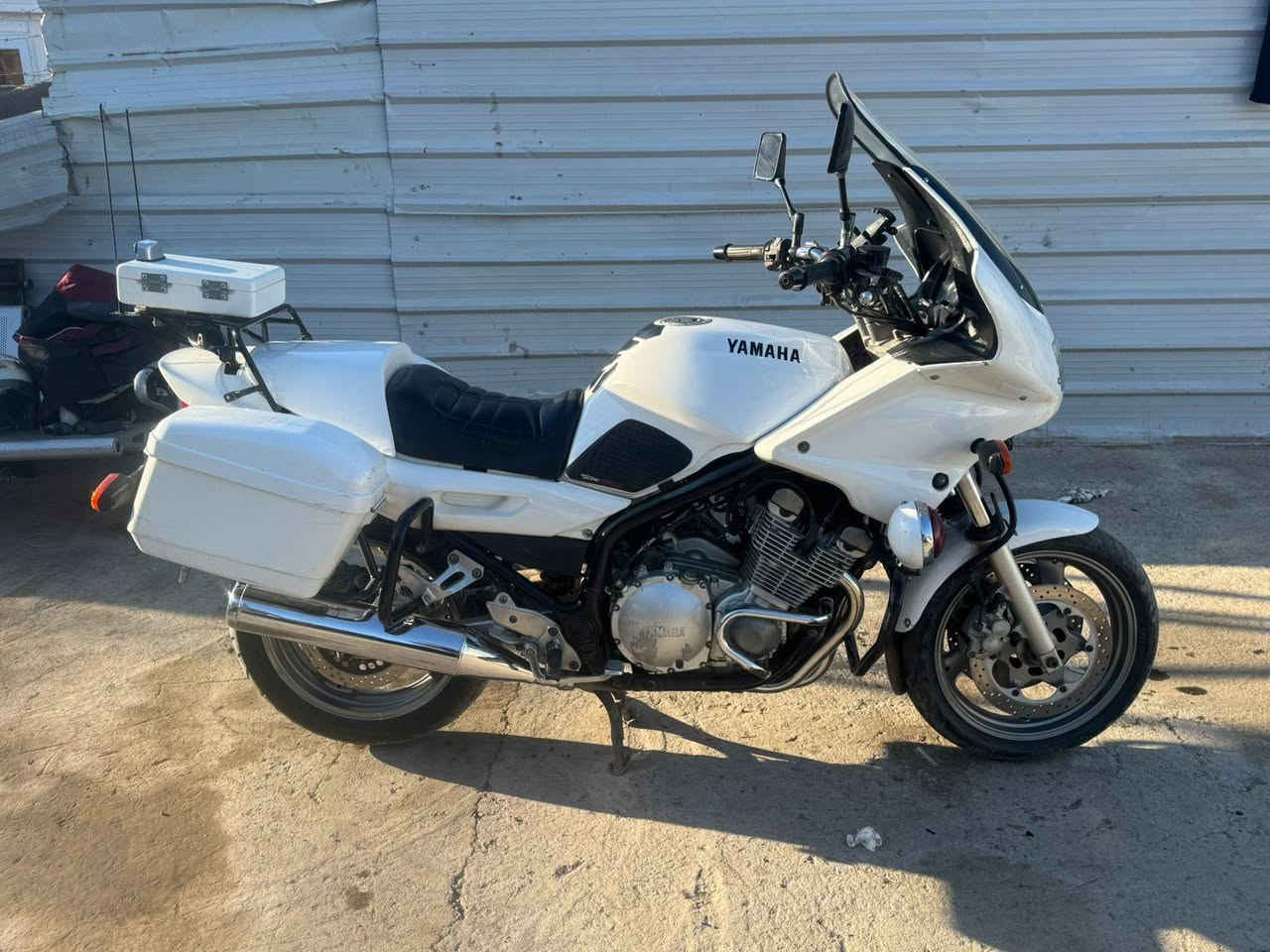 حياكم الله اخوتي الطيبين دراجه فول بوليسي رقم بغداد نكليزي تحويل مباشر الدراجه جاهزه للسفر والترحال السعر ٣٦ وبيهه مجال حك الجيه الأعظمية مدخل شارع الاطفاء رقمي
*********** تحياتي لكل الاخوه المحترمين
