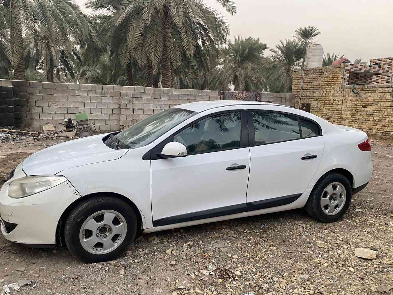 سيارة رينو فلوانيس ٢٠١٢ للبيع سيارة فجائية طفت ما اشتغلت
مكاني : ميسان - بساتين الماجدية 
رقم الهاتف : ***********
