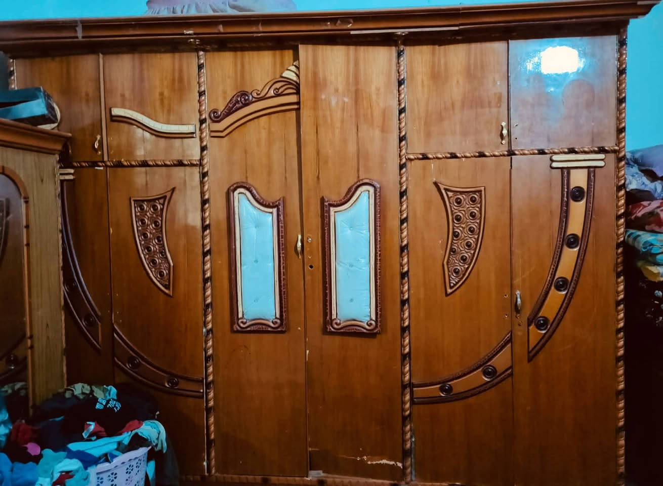 السلام عليكم أخوان متوفره غرفه كامله وبوفيه مستخدمه بسعر مناسب جداً للأستفسار خاص ...


**إذا كنت صاحب هذا الإعلان وتريد حذفه لأي سبب، رجاءا أرسل رسالة إلى الدعم الفني**