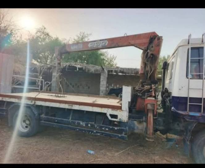 سلام عليكم للبيع لوري فوسا رقم كركوك لوري جديد محرك كير وكسل كلها شرط كهربائيات كلها  شغاله تايرات كلها جديد السعر 125وبيه مجال اخوان مكلف بل نشر ***********
