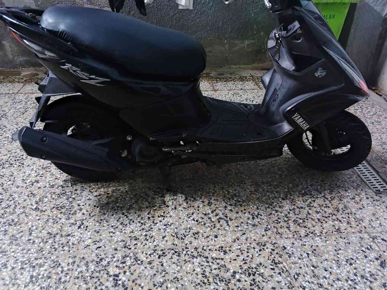 السلام عليكم ماكس مضلع نوزل للبيع دراجه خير من الله  بلاديه من الطول لطول دراجه نكره سلف بكل وكت هندر شغال مكينه بكهربائيات كله شغاله اكفله كفاله عامه من السرقه والنضوح والتبخير السعر 700 وبيه مجال مكاني بغداد ***********
