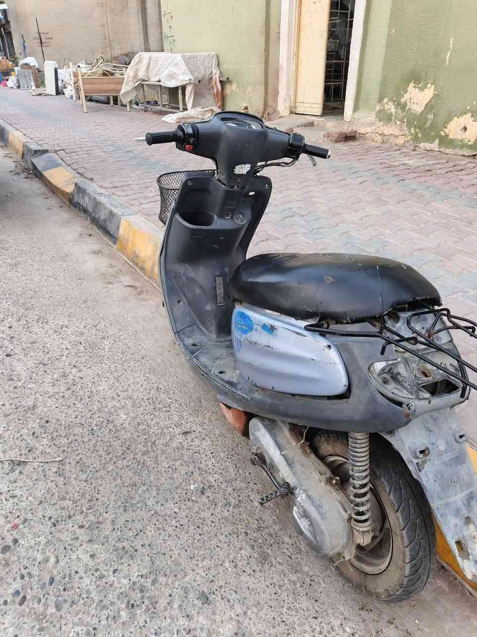 ماطور بزون للبيع السعر 200 وبيها مجال اتصال بي وتساب
***********
