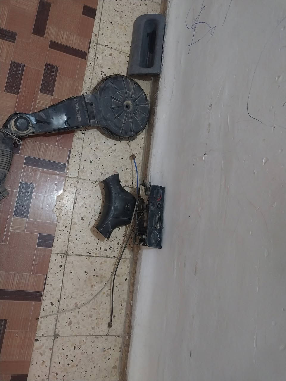 السلام عليكم غراض بروتون نظيفات كلمن وسعره***********
