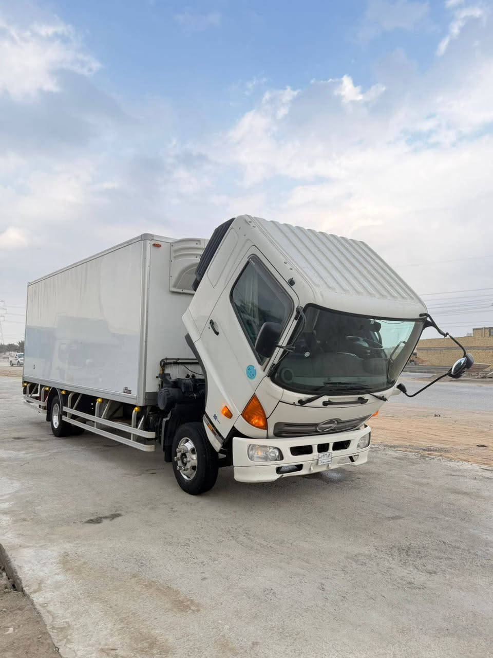 هينو براد دخول جديد 6وربع 6سلندر الناصرية ***********
