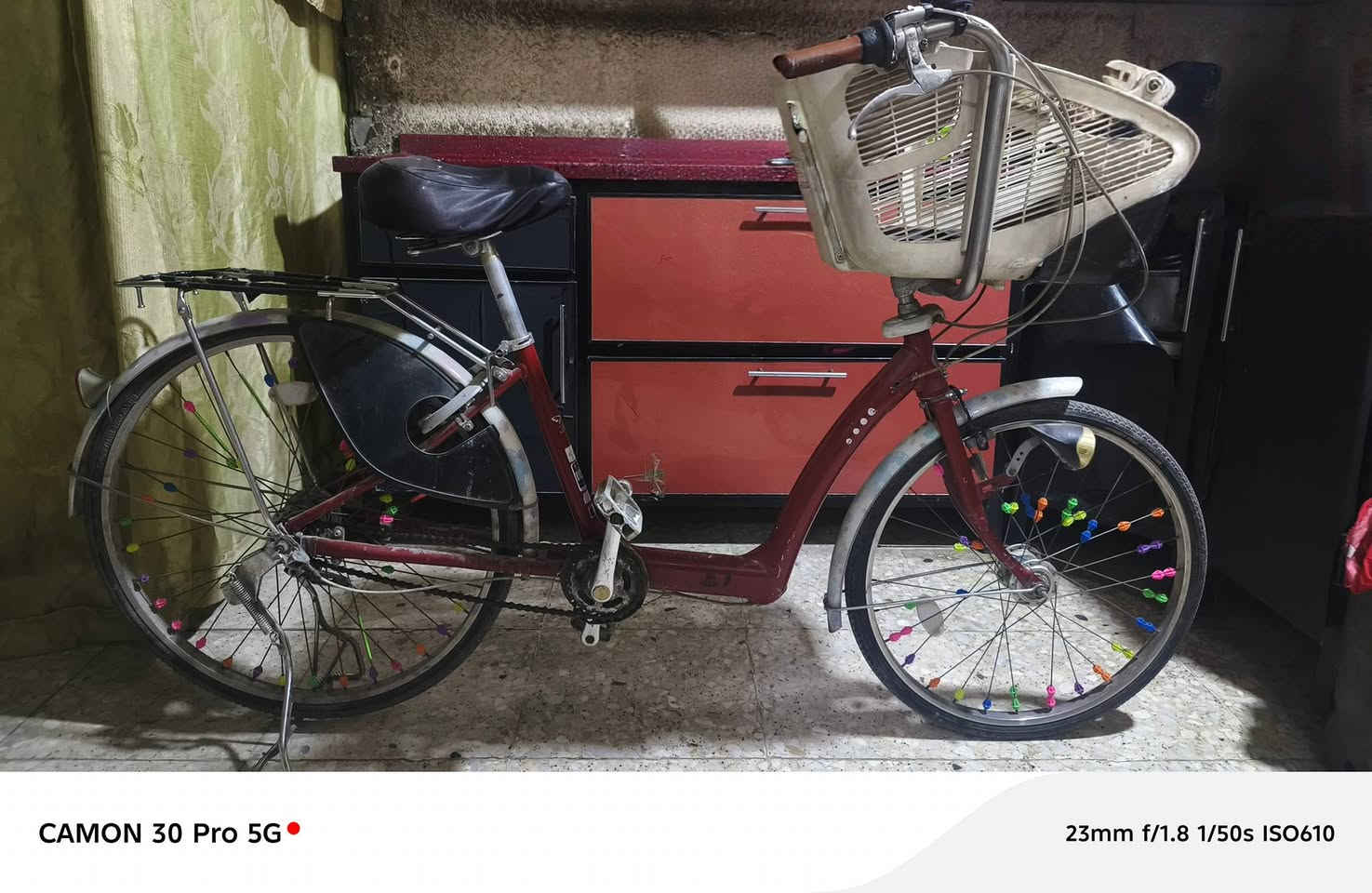 باسكل برجستون اللبيع حجم 26السعر خاص العنوان مدينة الصدر رقم ***********
