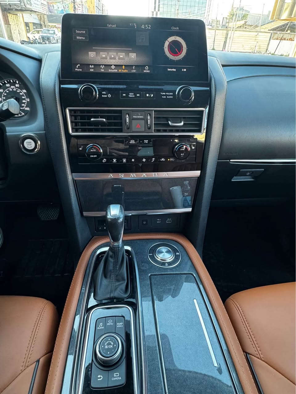 نيسان ارمادا ( باترول ) سيف العرب 
موديل ٢٠٢٣ 
مكينه ٨ سلندر 
سبعه راكب 
اتلث قطع تبريد 
داخل قرميدي 
بصمه + تشغيل عن بعد 
تحديد مسار رادار 
ماشيه ٥٥ ميل 
ماوس تحكم 
وبعد هوايه مواصفات 
الحادث خلفي واضح بالسونار 
السعر ٣٣٠ ورقه 
كراده شارع ٦٢
***********
*********** بغداد, العراق
