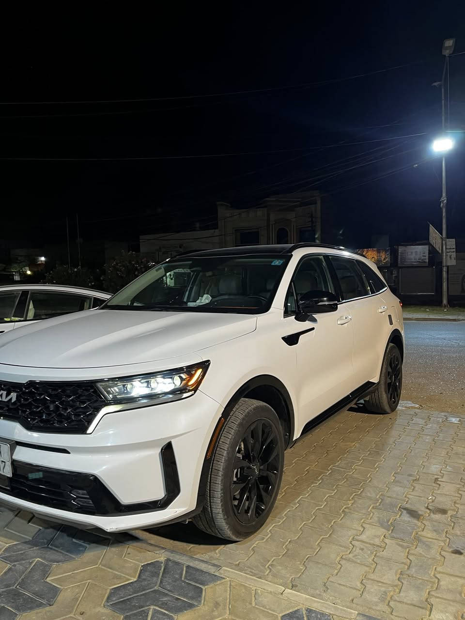 سورنتو 2022 وارد امريكي حادث قبق جنطة فقطططط مواصفات vip محرك 2500 توربو ميدور محسن 
رقم بغداد
مواصفات:
1بنوراما
2كشنات جلد ابيض كهرباء جهتين
3كشنات خلفية vip منفصل
4انارة كاملة لمس
5خمس وضعيات قيادة
6فور ويل
7جنطة كهرباء
8مانع انزلاق
9اوتو هولد
10سايد بريك بصمه
11كير 8 نمر دبل كلج
12تدفئة كشنات
سيارة محركها وكيرها وصدرها ضمان وجدا نشطة ومريحه بلقيادة ومناقصها ايشي مكاني بغداد الغزالية الرقم ***********
