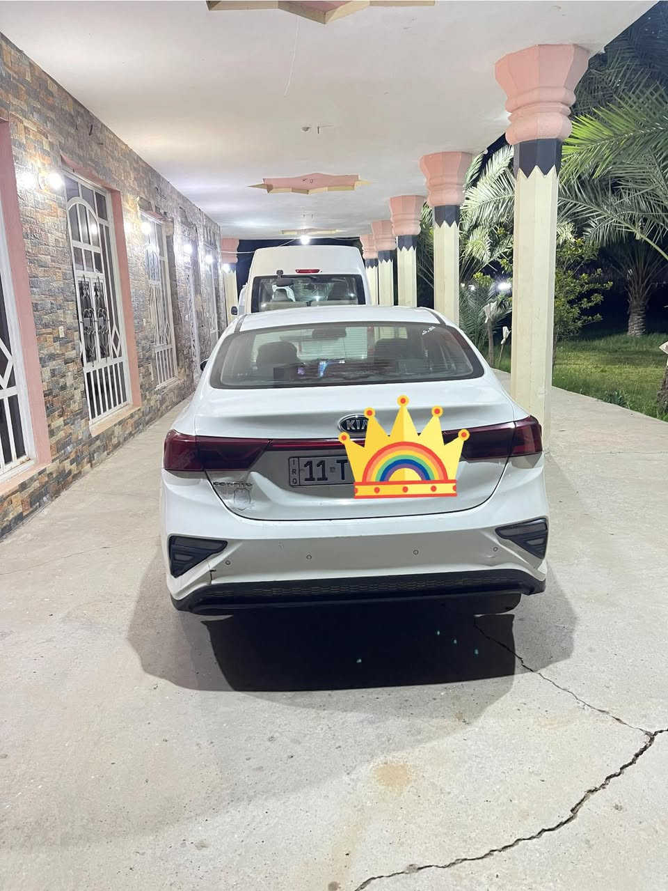 السلام عليكم سيارة سيراتو خليجي موديل 2020 السيارة كفالة عامة بيه بس شبر بالجاملغ الخلفي سيارة كاعدة وجاهزه مابيه اي نقص رقم بغداد دولي باسمي تحويل ثاني يوم عنوان السيارة بغداد اليوسفية السعر 145$ وبيه مجال بسيط ***********
