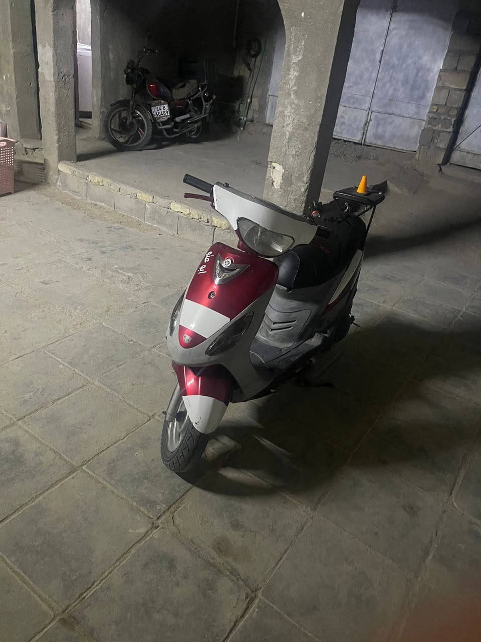 سلام عليكم شباب دراجه ماكس قجمه نضيفه كلش ما مفتوحه دراجه صوته ناعم تخبل ماشالله نهضه ومعدل تجي شوف بعينك سلف عينه لايت اشاير كلهن شغالات دراجه نضيفه محتاج وريد ابيع السعر 800 العنوان بصره زبير رقم الهاتف ***********
