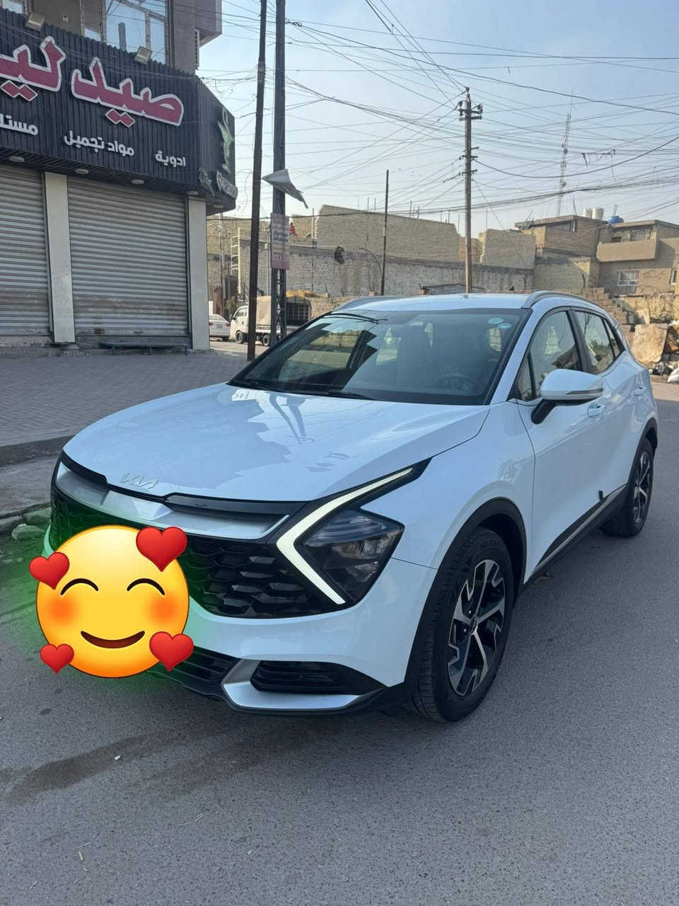 سبورتج خليجي وكالة نيم موديل 2024 رقم اربيل ماشية ٣٧ الف كيلو جديدة بمعنى الكلمة على ايدي من الزيرو مكفولة من الصبغ والبارد والشخط 
بصمة وتشغيل عن بعد 
اشاير بالمري 
رادار جانبي 
4 انضمة قيادة 
ايكو سبورت منحدرات 
عادي 
تحكم جهتين ومثبت سرعة حساسات 
السيارة مكفولة كفالة عامة عدى رصعات ممبينات على القمارة وجانبية هذه الرصعات مو حالوب وإنما حصو الطريق السريع السونار يطلعها حالوب 
السعر ١٩٩ للإستفسار واتساب أو اتصال 
مكان السيارة بغداد شارع فلسطين 
***********
