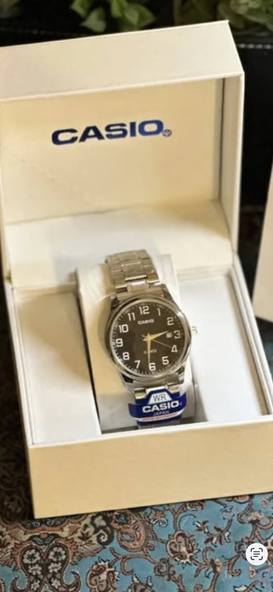 ساعة مِن CASIO
ماستر كوالتي شرط الفحص 
منفذ تاريخ شهري 
مكينة كوارتز
الساعة بالكامل ستانلس ستيل 
ضد الخدش 
ضد الماء والغبار بمقاومة 3ATM 
مع كامل الملحقات 

السعر ٣٥ الف مع التوصيل


**إذا كنت صاحب هذا الإعلان وتريد حذفه لأي سبب، رجاءا أرسل رسالة إلى الدعم الفني**