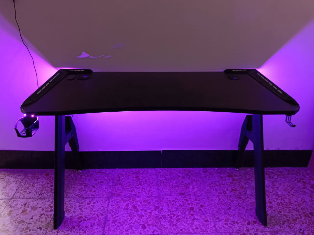 ميز گيمنگ للبيع السعر 110 وبي مجال مكاني النجف حي النداء ما عندي توصيل


**إذا كنت صاحب هذا الإعلان وتريد حذفه لأي سبب، رجاءا أرسل رسالة إلى الدعم الفني**