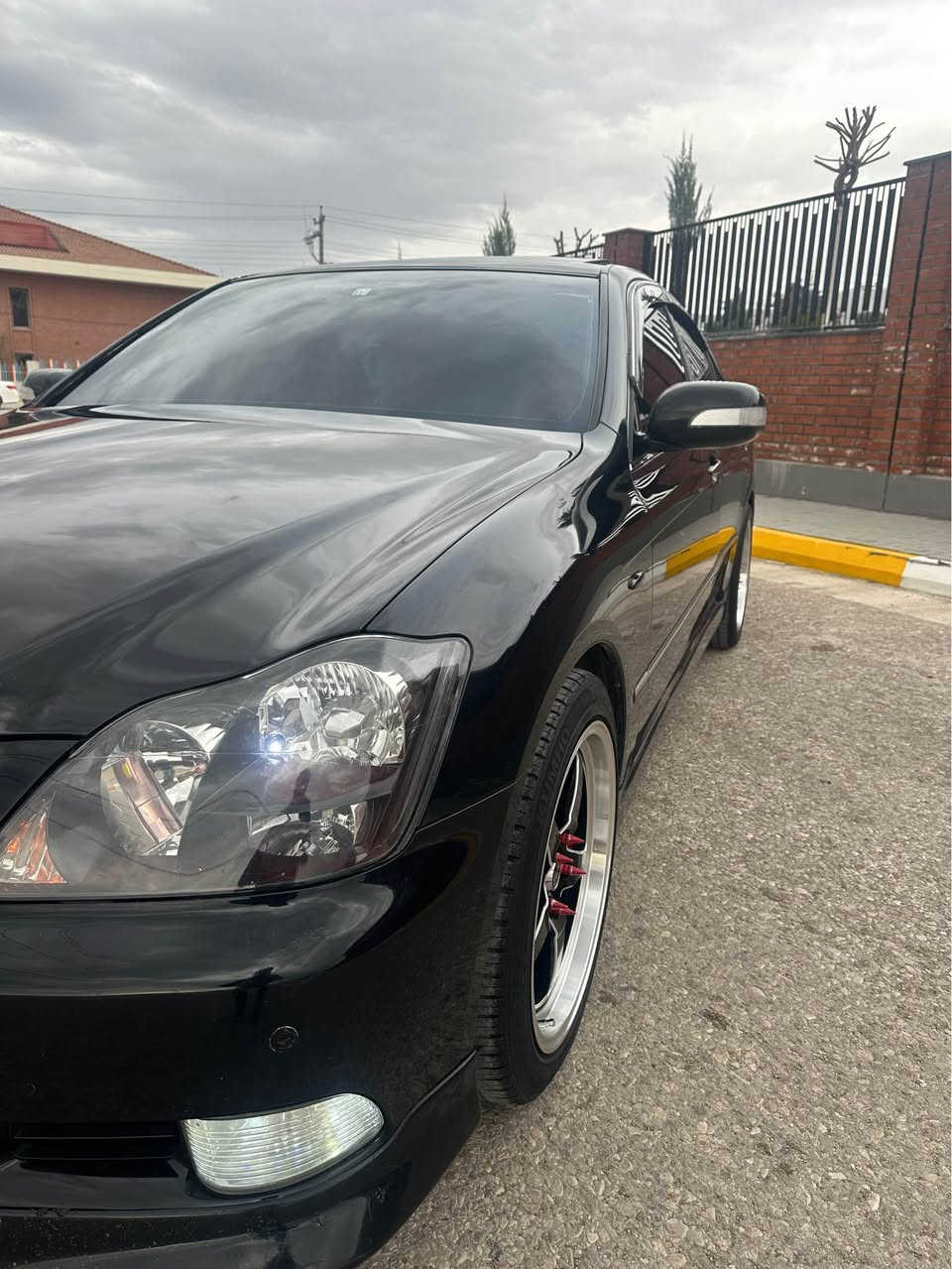 بەناوی الله 
شاهینە ساخ ١٨٤ فوول ٢٠٠٨
گێڕ و مەکینە لۆک بێدوکەڵ 
سڵاید
جڵد
هیتەر
تەبرید گەرم و سارد بەشەرت
دەژبڵ و دکتی هەواکانی لۆک لۆکە
ئاوێنە ئیشارەت
دەبڵەکانی تۆمسە بەرزو نزم دەکات و زۆر نەرمە
تەقەو ڕەقە بەشەرت 
ڕۆن و هایدرۆلیک کۆڕاوە
٤ تایە و ویل ئیمڕۆ بەستومە بۆی ٢٠٢٦
دەژبڵ بیلاد هەوای بەرقاچی هەیە
تاقم بڕخووی وێڵد 
مکەبەرەکانی سیستەمی بۆسە
زینۆن و عەدەسە 
ئاوێنە ئۆتۆ 
چاڵ و شووختی نیە
بەسمەی بەسراوە و درگای عەکس کراوەتەوە 
هەموو گیانی بەشەرت و لە گلۆپێکیشی نەقس نیە 
تکایە بۆ خەلەل تێل مەکە بە مانای کەلیمە لۆکە
***********
واتساپ و ڤایبەری لەسەرە
نرخی ٧٩$ (سەر شانەکانی بۆیاخە) 
موسو بڕاوە بەشەرت حلبجة, السليمانية
