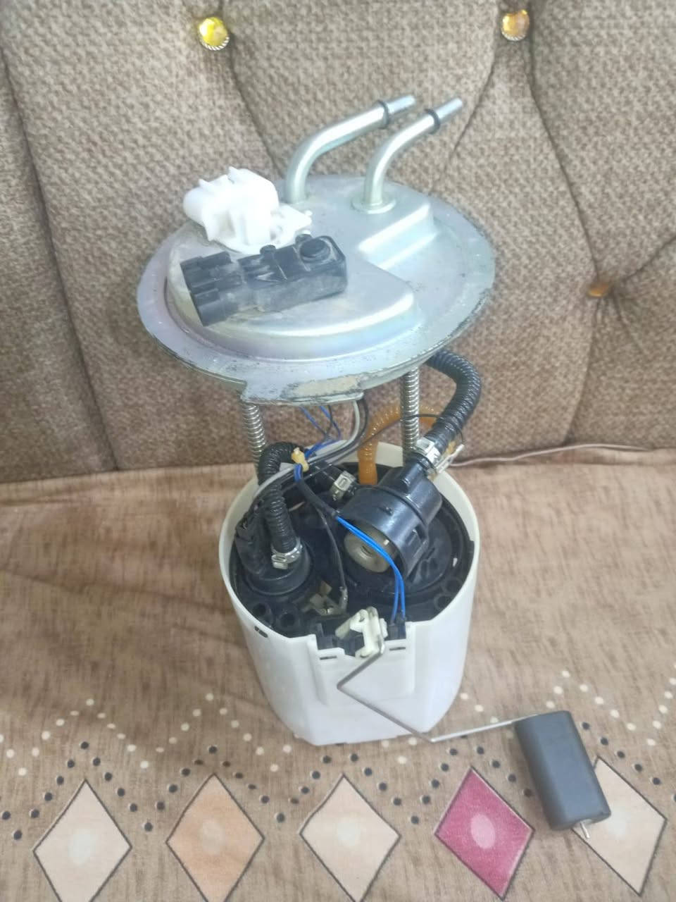 سلام عليكم
سماعه كامله فيتمام مل تاهو
نشراء 
مكاني بغداد  
رقم الهاتف ***********
