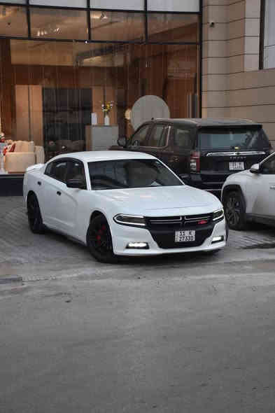 اللهم صلي على محمد واله محمد 🌺 
دوج جارجر 2016 SXT
ماشية 92.000mil

رقم بغداد بأسمي تحويل ثاني يوم 

السعر 195 وبيهة مجال

تفاصيل السياره واضحه بالصور كلهن مع التعديل والاضافات الي على السيارة

حادث السيارة بارد باب السايق والجاملغ الامامي ايضا بارد
صدر جديد تخم تايرات جديد

سونار داخل منشور 
مكان السيارة بغداد  
 
للتواصل والاستفسار 
***********
