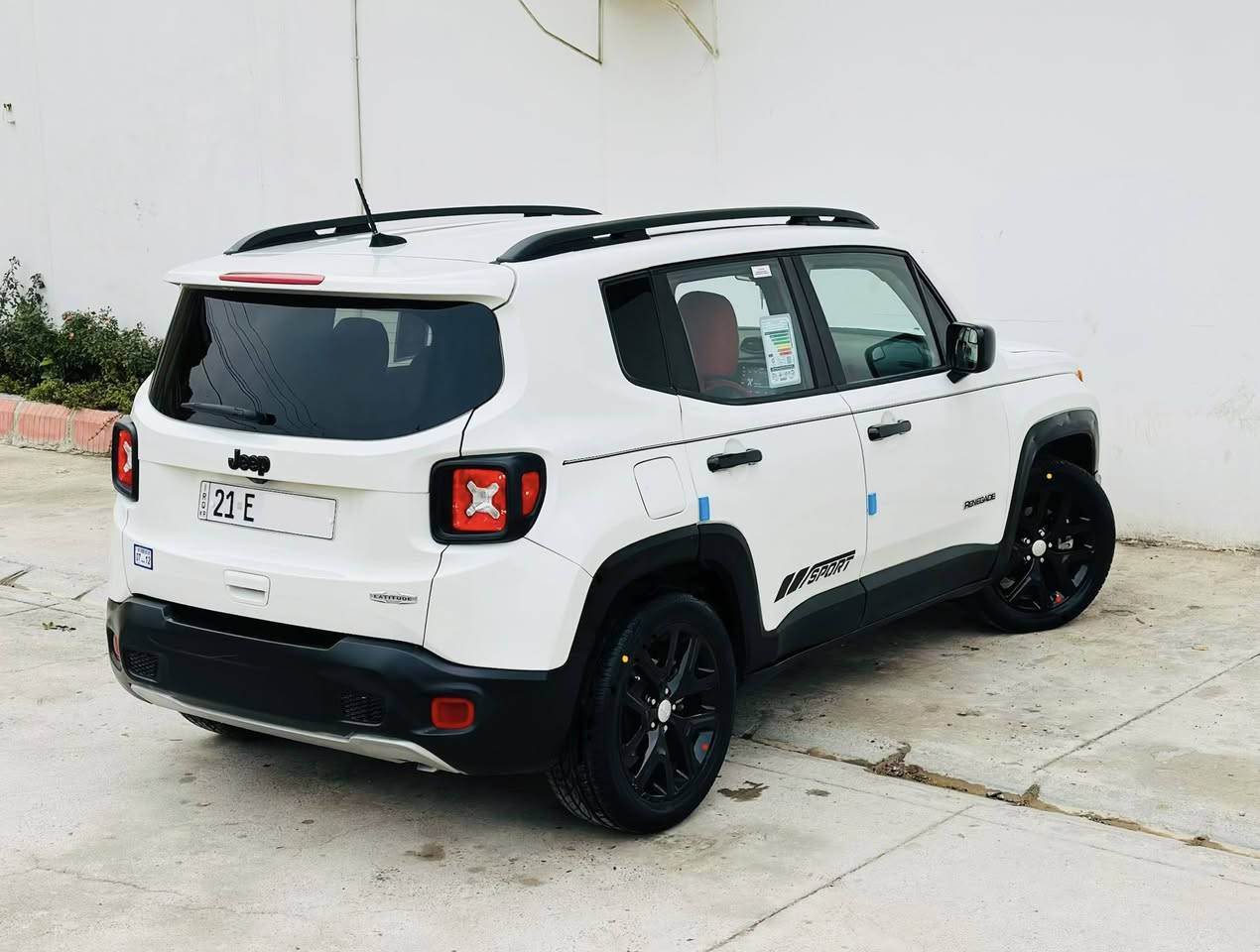 فایبر واتس ئاپ ( *********** ) 
جیب ڕینگیدا 2019 فول مواسفات مەكینە 2.4 مرغوب 
60 هەزار هەقیقی ڕۆشتوە بەناوی خۆمە ڕەقەمو سەنەوی 
هەتا 2028 تازەیە ناو سور بەسمەو شەغال گیچ ئەلكترۆنی 
شاشە گەورە ئۆتۆ ستۆپو ستارتو پارك تەبریدی دوو زۆن 
ناوی لاید زینۆن برێک بەسمەو كارەبای دەبڵ گیر 
تۆماتیكو عادی كامیڕا GPS سوكان فۆلیۆم تحدید سورعە 
دژەخلیسك ئاوینە هیتەرو ئۆتۆ و كارەبا 4تایەی تازە 
پارچەو نیویك بۆیاخ بێ ناوگرتن پشتو پیش كەپس 
گیرو مەكینەو تەبریدی بەشەرت 123 كەمیك مجال
