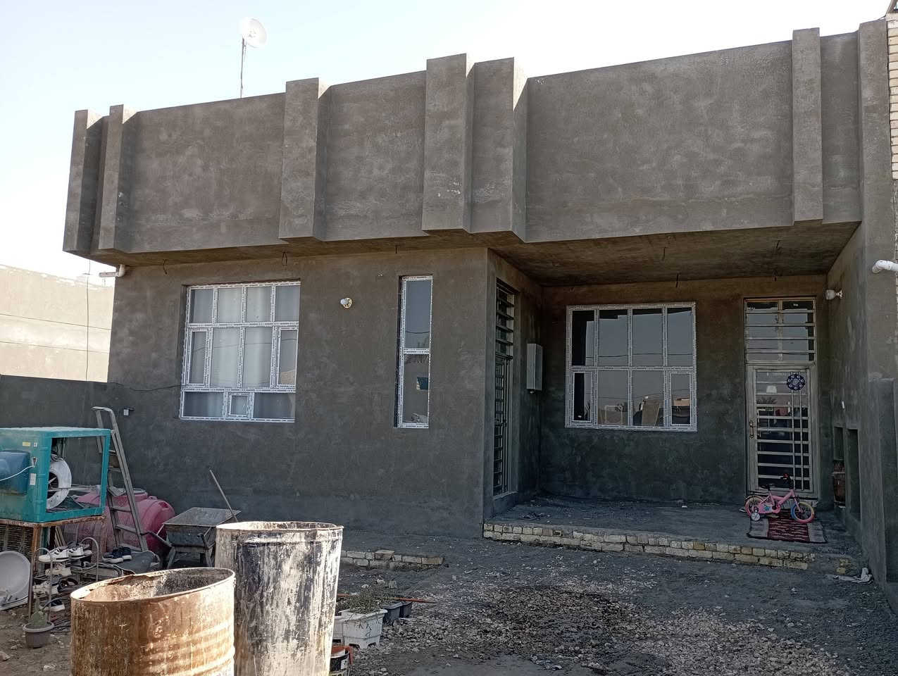 السلام عليكم دار للبيع المساحه 277 الموقع قاع حجي حسام الزكندري//***********
