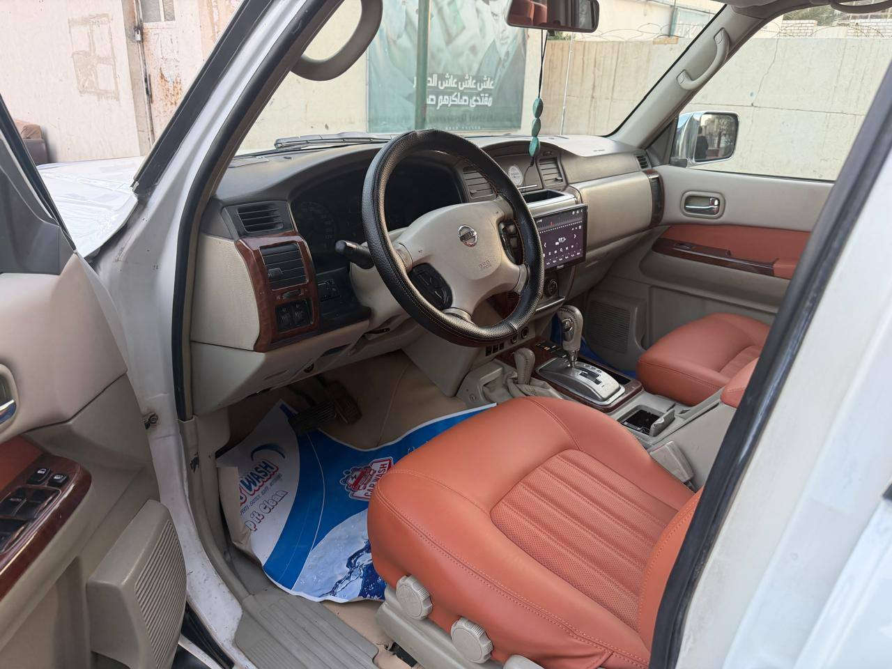 السلام عليكم
باترول للبيع موديل ٢٠٠٩ محدث ٢٠١٩ جاهزة ولاتوجد اي نواقص
مكانها ورقم بغداد  تحويل ثاني يوم مصبوغه عام دون اي ضربة او ضرر 
السعر ١٧٠ 
هاتف ***********
