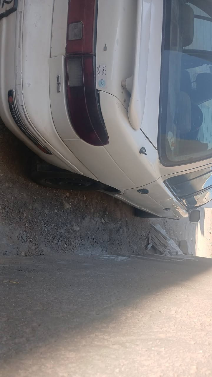 السلام عليكم للبيع سيفيا موديل 93 كهربائيات كله شغاله  محرك بي تبخير قليل كير جديد تخم تاير تحويل مباشر  بغداد التراث تقاطع  درويش*********** ... قفل 27
