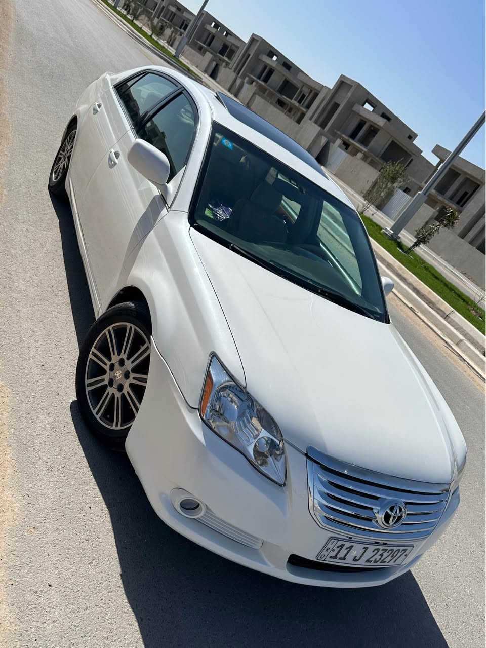 افلون 2007 
وارد خليجي 
لمتد (فول مواصفات)
بدون ضربه (فقط صبغ للجماليه)
كير ومحرك بالشرط
بجم جديد محدث 2009
بك لايتات محدثه 2009
لايت عالي زنون
حداده اماميه خلفيه مضبوطه
تخم تايرات 
تبريد ثلج
رقم بغداد مشروع وطني (باسمنه )
عنواني البصره/الصالحيه
بيع فقط اعتذر عن المراوس
السعر ٩٥ وبيهه مجال 
*********** البصرة, العراق
