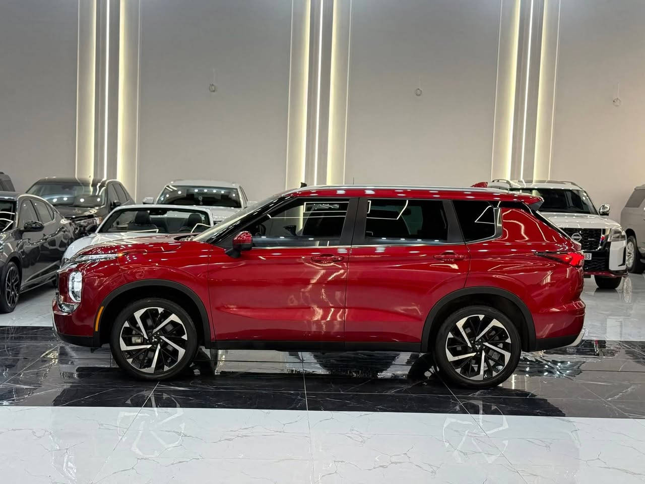 𝟐𝟎𝟐𝟑 𝐌𝐈𝐓𝐒𝐔𝐁𝐈𝐒𝐇𝐈 𝐎𝐔𝐓𝐋𝐀𝐍𝐃𝐄𝐑 𝐒-𝐀𝐖𝐂

ميتسوبيشي اوتلاندر (S-AWC) موديل : 2023

اللون : مميز

حجم المحرك : 2.5L ( 4,سلندر )

 بدون ضرر ✅ فقط باب كلير امريكا ✅ بدون ارباكات 100%
 
المواصفات : 𝐒-𝐀𝐖𝐂

فول فول مواصفات 1/1

فتحة سقف بانورما
دةبل اكسل (𝐀𝐖𝐃) 
7 راکب
 بصمة ابواب 
بصمة تشغيل 
تشغيل عن بعد
شاشة ايباد لمس
شحن وايرليس
‏‎كاميرة اكامي
كاميرة جانبي
كاميرة خلفي
هاند بريك بصمة
اوتو ستارات (𝐀𝐔𝐓𝐎 𝐒𝐓𝐀𝐑𝐓)
اوتو ستوب (𝐀𝐔𝐓𝐎  𝐒𝐓𝐎𝐏)
رادار امامي (تحديد مسار)
رادار جانبي  (نقاط عمياء)
رادار خلفي (التحذير من الاصطدام)
حساسات امامي
حساسات جانبي 
حساسات خلفي 
نظام (𝐎𝐅𝐅-𝐑𝐎𝐀𝐃)
نظام (𝐒𝐇𝐎𝐖)
نظام (𝐀𝐔𝐓𝐎)
نظام (𝐄𝐂𝐎)
نظام (𝐍𝐎𝐑𝐌𝐀𝐋)
نظام (𝐒𝐏𝐎𝐑𝐓)
كشنات كهربائي
كشنات هیتر
تحكمات استيرن 
استيرن هیتر
تبريد لمس 
تبريد مركزي 
صندوق شفط كهربائي 
لايتات (𝐋𝐄𝐃) عدسة زينون بيلادي 
بكلايتات (𝐋𝐄𝐃) ليد بيلادي
ويل كروم 

بعد هواية مواصفات…

‏‎تفاصيل اكثر الاتصال علی ارقام التاليه  

‏ WhatsApp ☎️***********

‏ WhatsApp ☎️***********

‏‎عنوان📍اربيل فرع ناقلات

معرض كاليفورنيا كارسCALIFORNIA Cars
