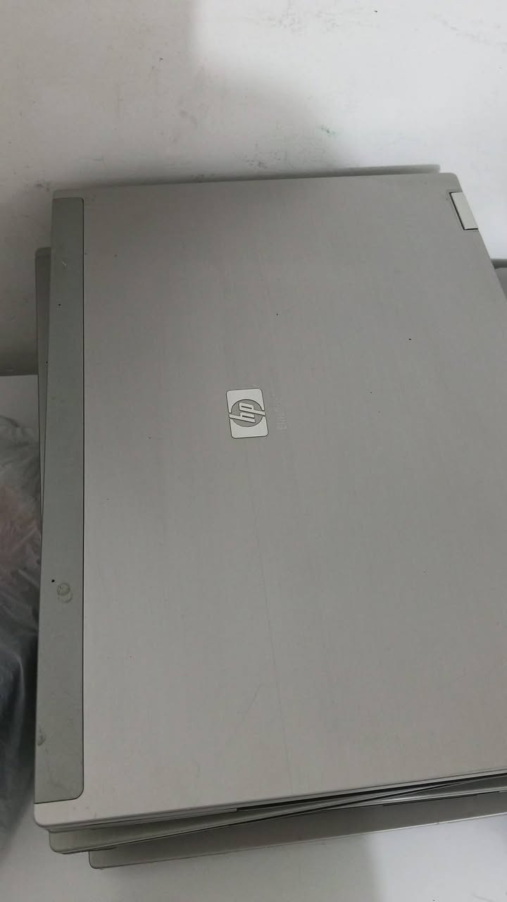 لابتوبات hp eliteBook693p عدد ٢ مراوس بايفون
المواصفات كورتديو حجم الشاشة ١٤ تفيد للشغل المكتبي وورد واكسل وتصفح نظافة اخو الجديد


**إذا كنت صاحب هذا الإعلان وتريد حذفه لأي سبب، رجاءا أرسل رسالة إلى الدعم الفني**