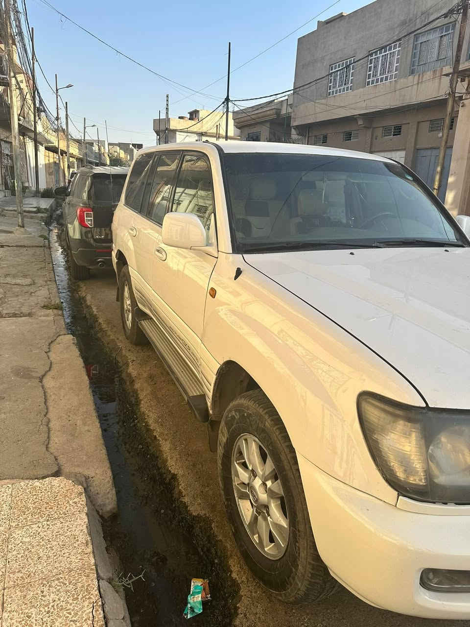 السلام عليكم منيكا 1999 محدثه 2002
رقم اربيل اصوليه 
كير عادي 
كير مكينه نضيفه 
دبل تانكي 
3 قطع تبريد 
ثلاجه 
جامات كهرب اصلي 
بيها جاملغ امام يسار صبغ بدون داخل 
سياره جاهزه من كلشي طخم امامي خلفي جديد 
ثاني يوم تحول 
السعر 125 وبيها مجال بسيط


**إذا كنت صاحب هذا الإعلان وتريد حذفه لأي سبب، رجاءا أرسل رسالة إلى الدعم الفني**