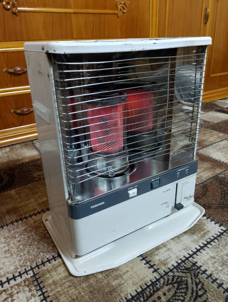 السلام عليكم صوبه للبيع سعر 50 وبيها مجال رقم الهاتف ***********
