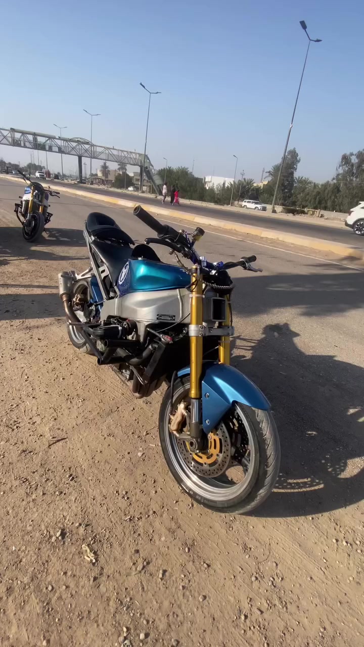 كاوسكي 636 2004 
كامله من كلشي ومابيه اي نقص نكرهه بكل وكت 
مكينه مفتوحا شغل مضبوط مكان ديالى بيع او مراوس 
السعر 17وبيه مجال ***********
