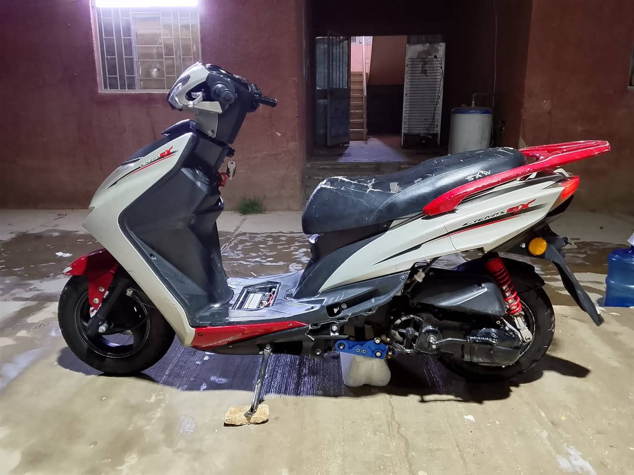 السلام عليكم
(للبيع فقط)(🪬🧿 سكنس شمعه 2020🪬🧿)
الدراجه حلوه ونضيفه وما متعوبه طالعه بسنه 2023
الدراجه مكفوله كفاله عامه من شاصي ومحرك وكير لا تبخير ولا دخان اسود محرك ناعم ونضيف وما مفتوح نكره سلف 
باتري جديد🔥💯
تخم تاير جديد🔥💯
كابريته MTRيابانيه اصليه🔥💯
كلجات جدد 🔥💯
كهربايات جديده 🔥💯
دبل اشاره 🔥💯
منضومه ضوه عاليه 🔥💯
سلف جديد 🔥💯
بيها سويجين🔥💯
مكاني كربلاء للتواصل *********** متواجد فقط واتساب وخط
